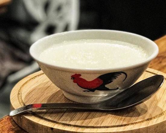 D11. Steamed Milk Custard 馳名蛋白雙皮奶